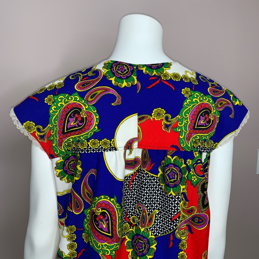 Beatiful Kimono Inspired Robe - Picture 5 of 8